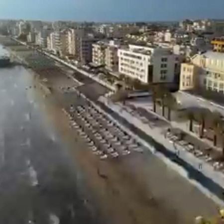Sandy Blue Sea Durrës Esterno foto